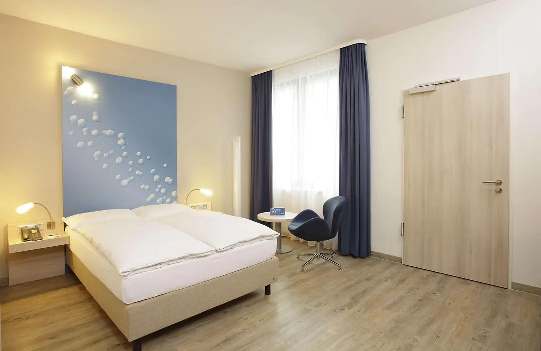 H2 Hotel Berlin-Alexanderplatz-1